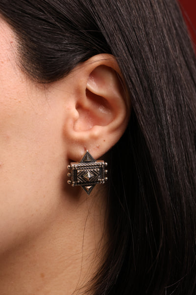 earring 1